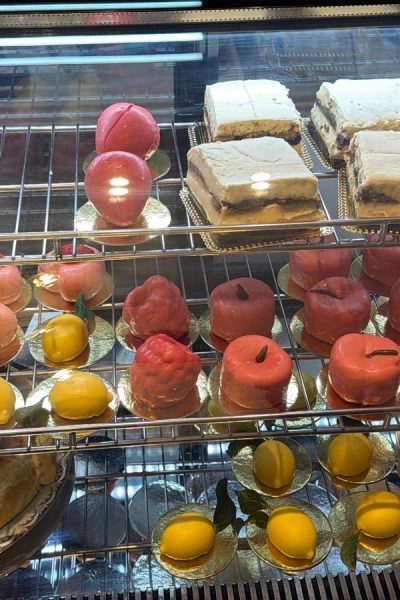 עוגות וקינוחים ליד מעלות חוסן וצוריאל